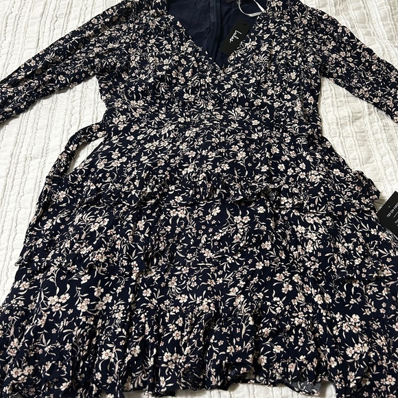 Navy Blue Floral Print Tiered Mini Dress - Picture 6 of 10